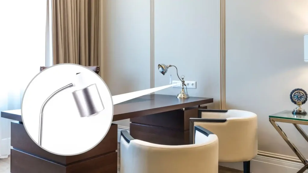 Aluminum Lamp